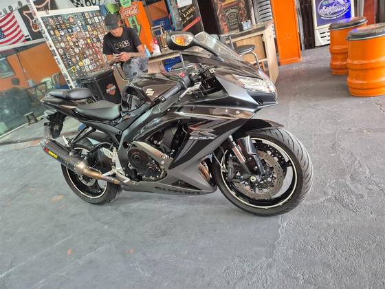 SUZUKI GSX-R750 W SRAD 